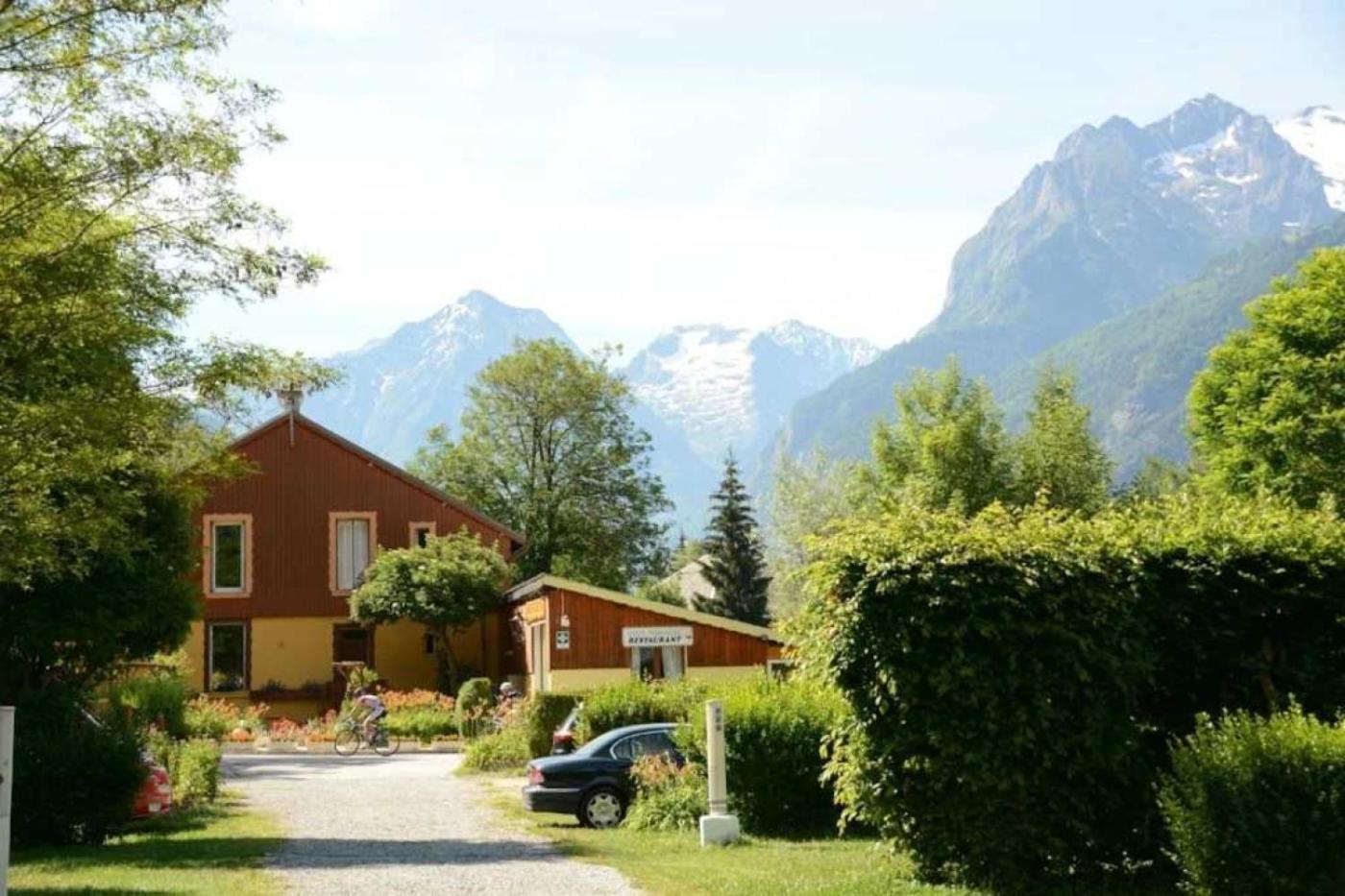 Camping 5 Etoiles - Piscine - Eeceff Le Bourg-dʼOisans Exterior foto