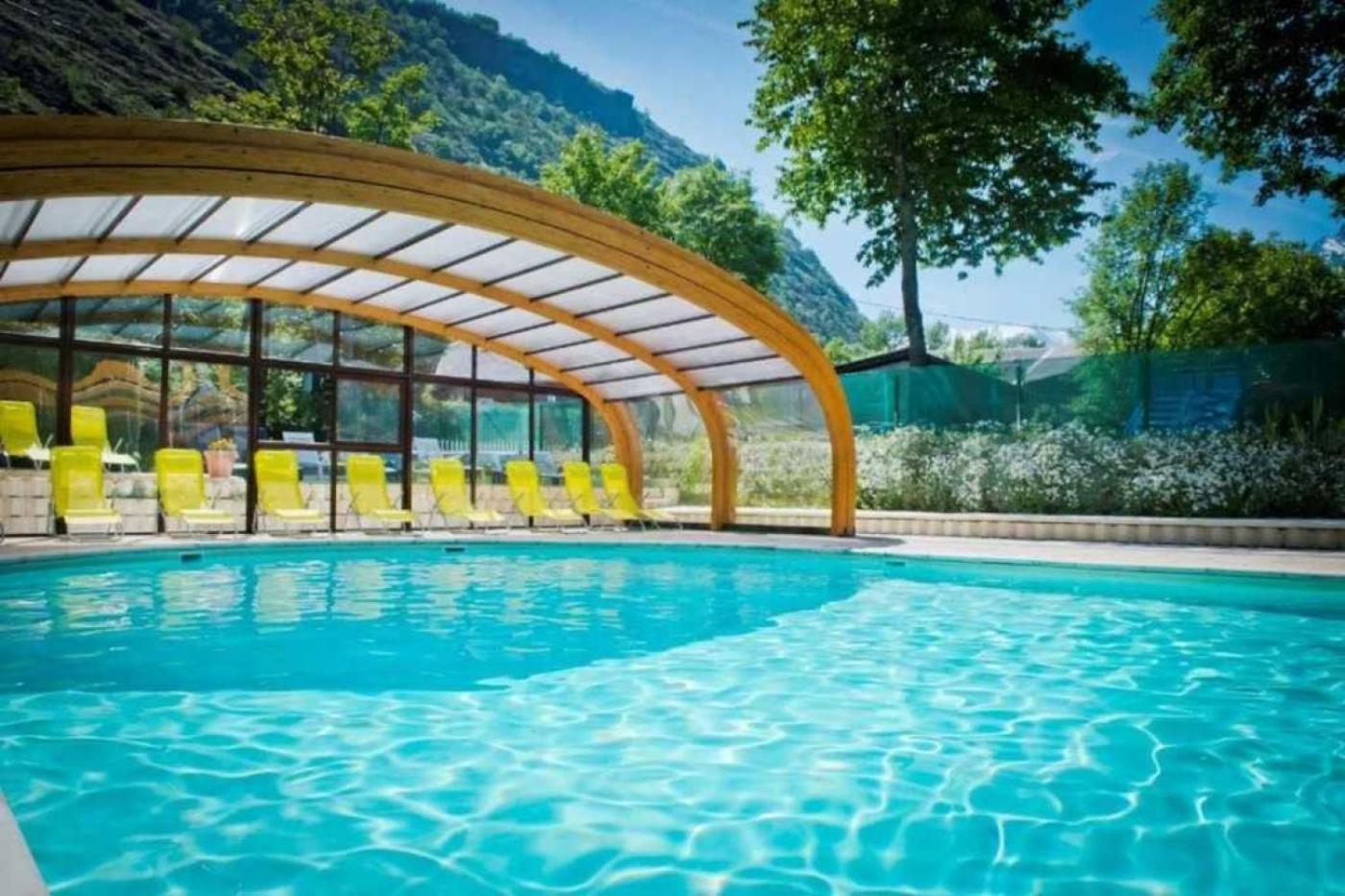 Camping 5 Etoiles - Piscine - Eeceff Le Bourg-dʼOisans Exterior foto