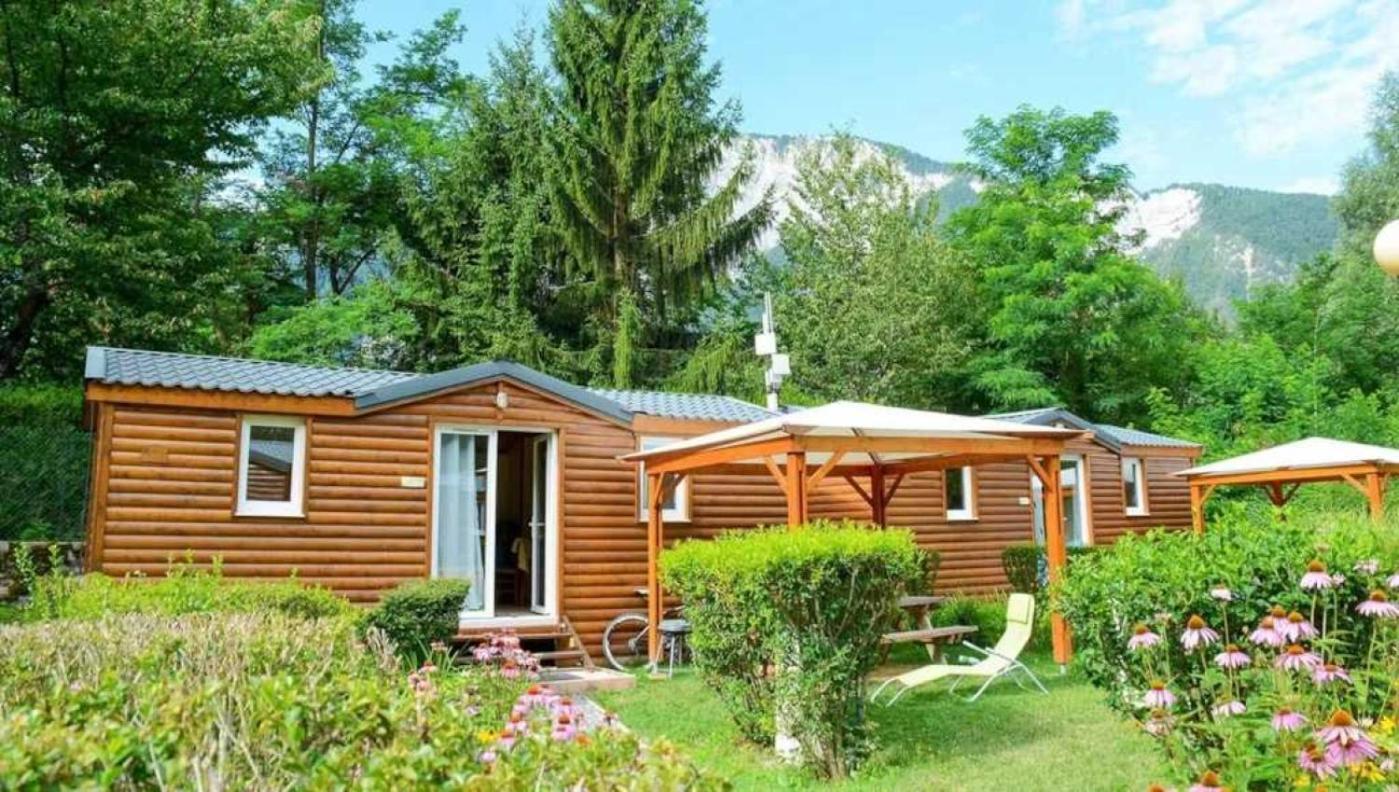 Camping 5 Etoiles - Piscine - Eeceff Le Bourg-dʼOisans Exterior foto